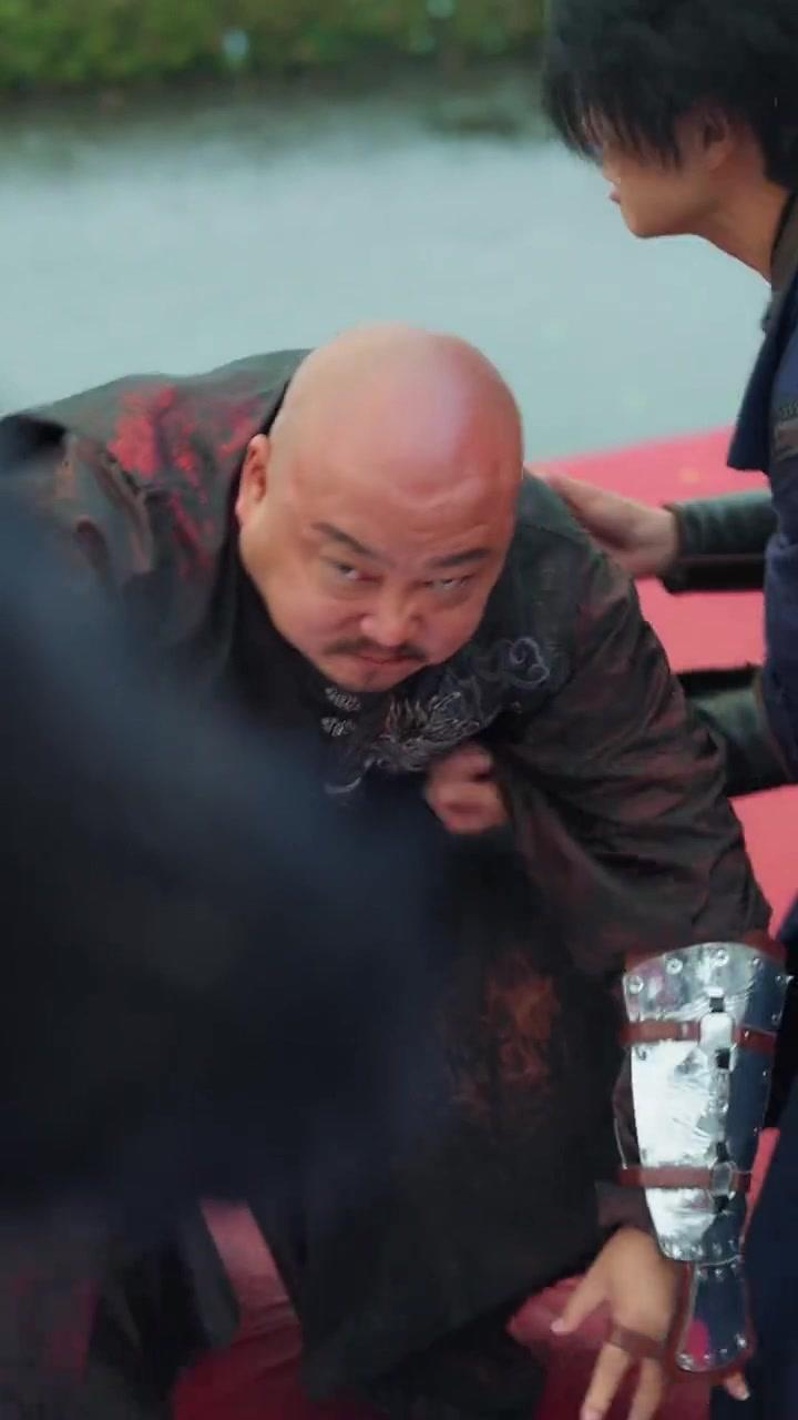 OMG! The "butcher" Son Is the Family Savior!