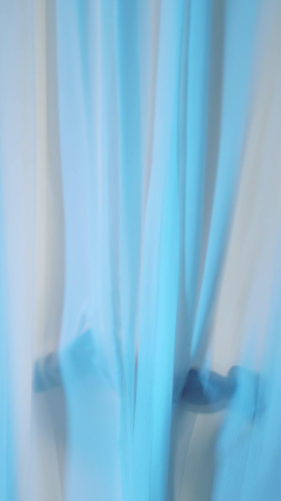 Help! My Reborn Queen Needs My Favor!