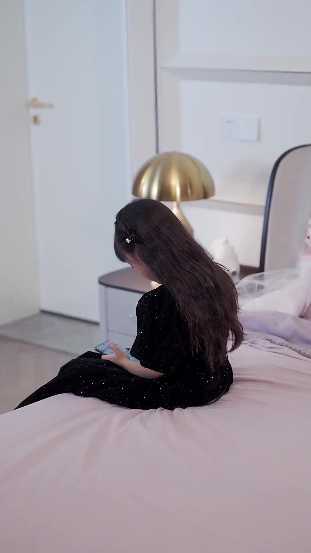 (Dublagem)A Bisavó de 7 Anos Conserta a Família