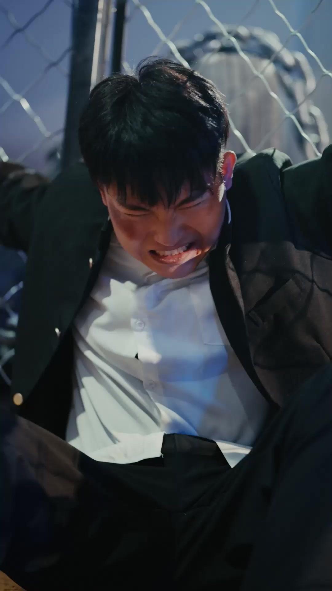 Raja Tinju! Dua Naga di Ring