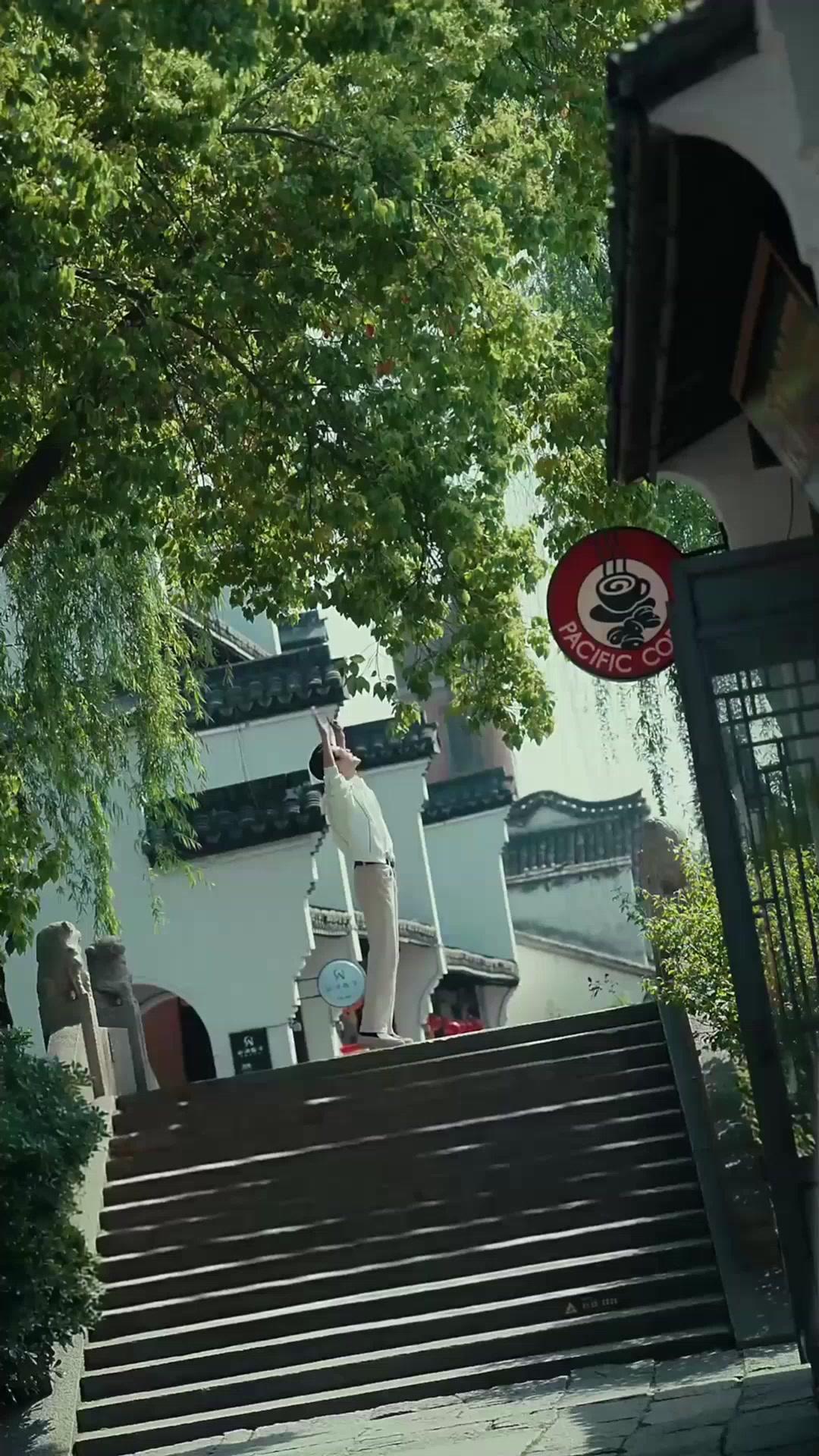 (Dubbed)Rise Up! The Lucky Underdog