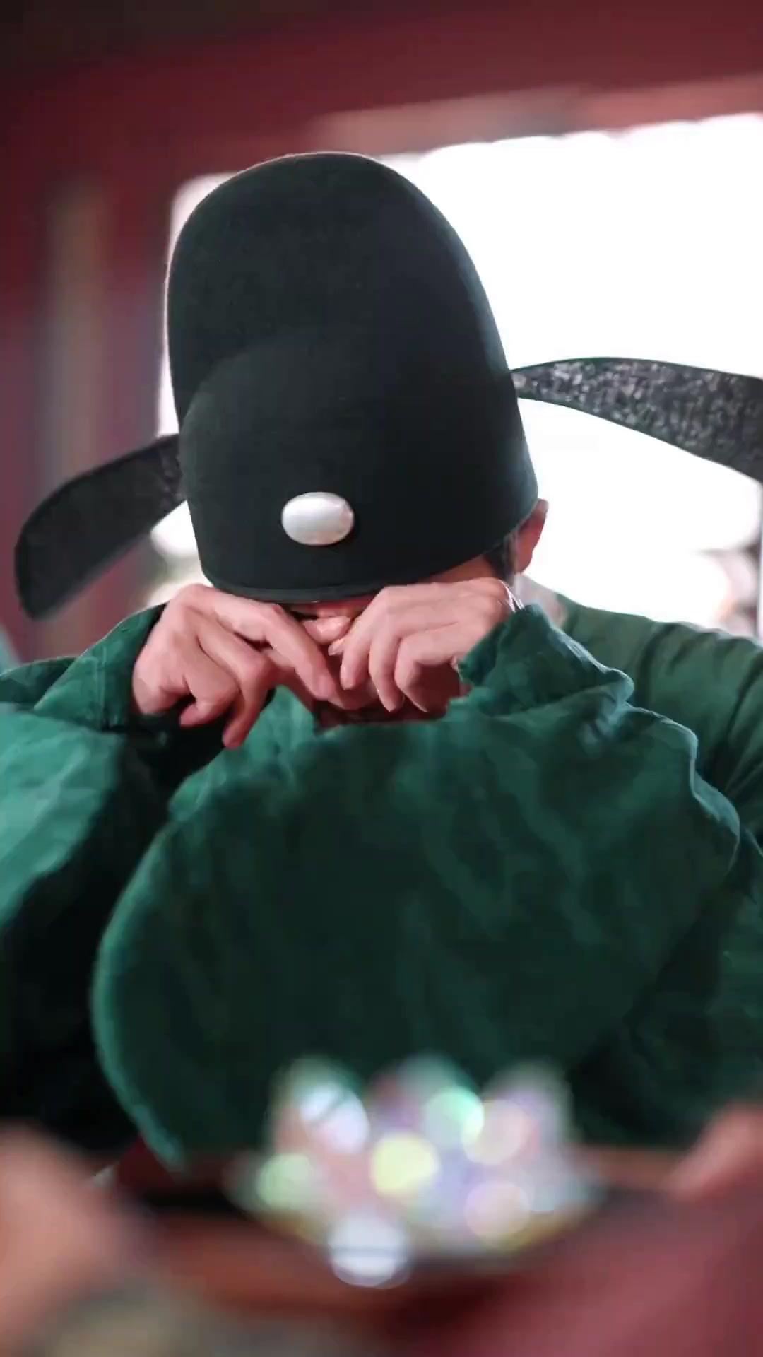 (Dublajlı) İki Dünyanın Efendisi