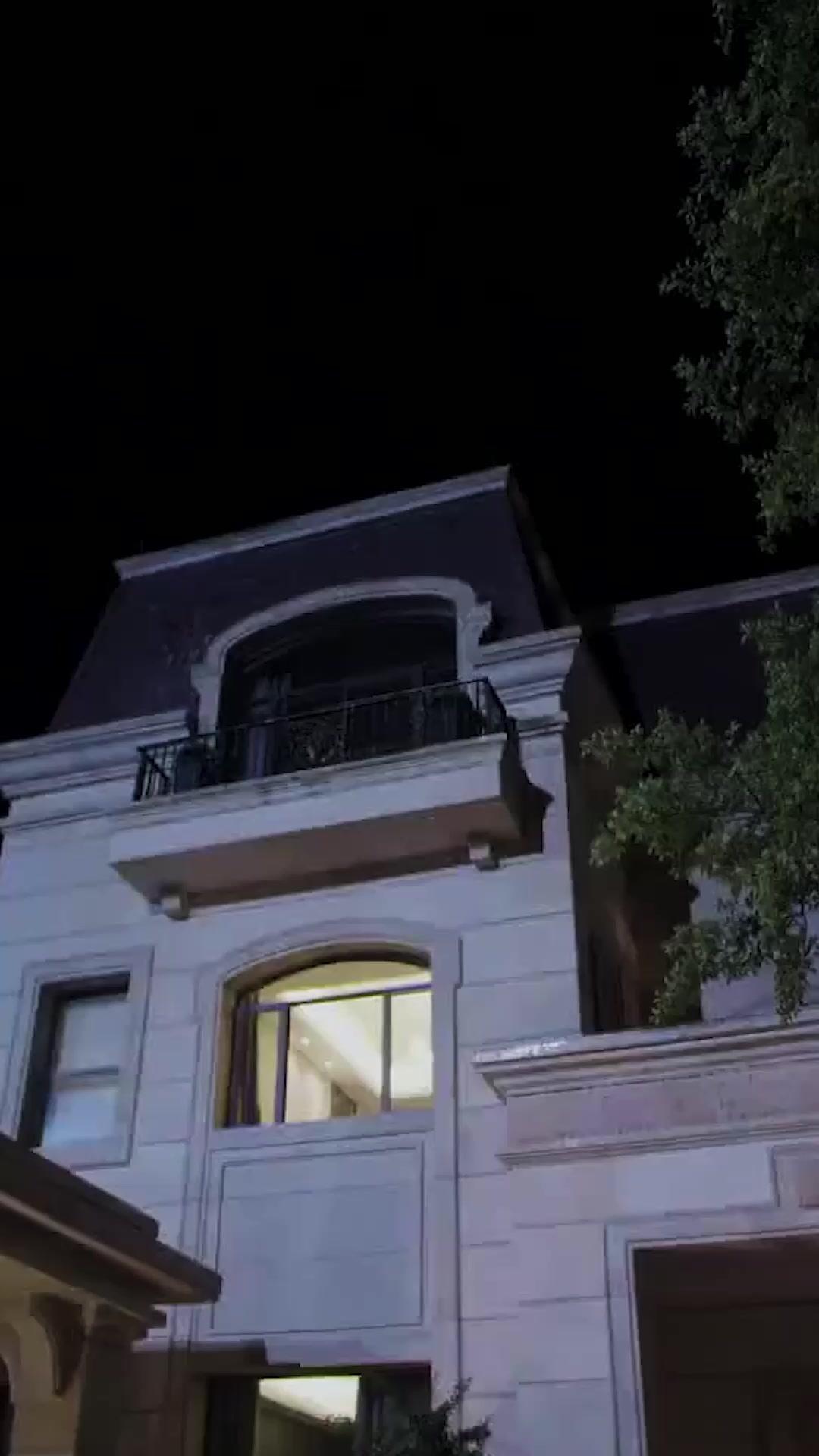 O Mimado Quer se Declarar a Ela