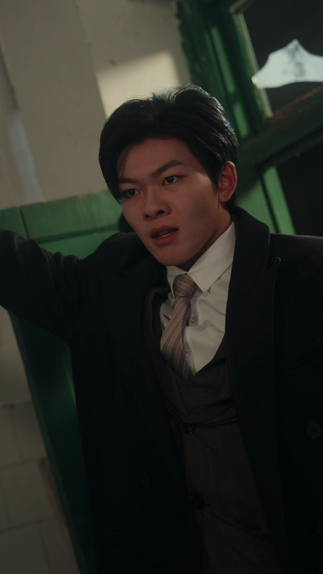 แฝงตัวล่าแก๊งทรชน