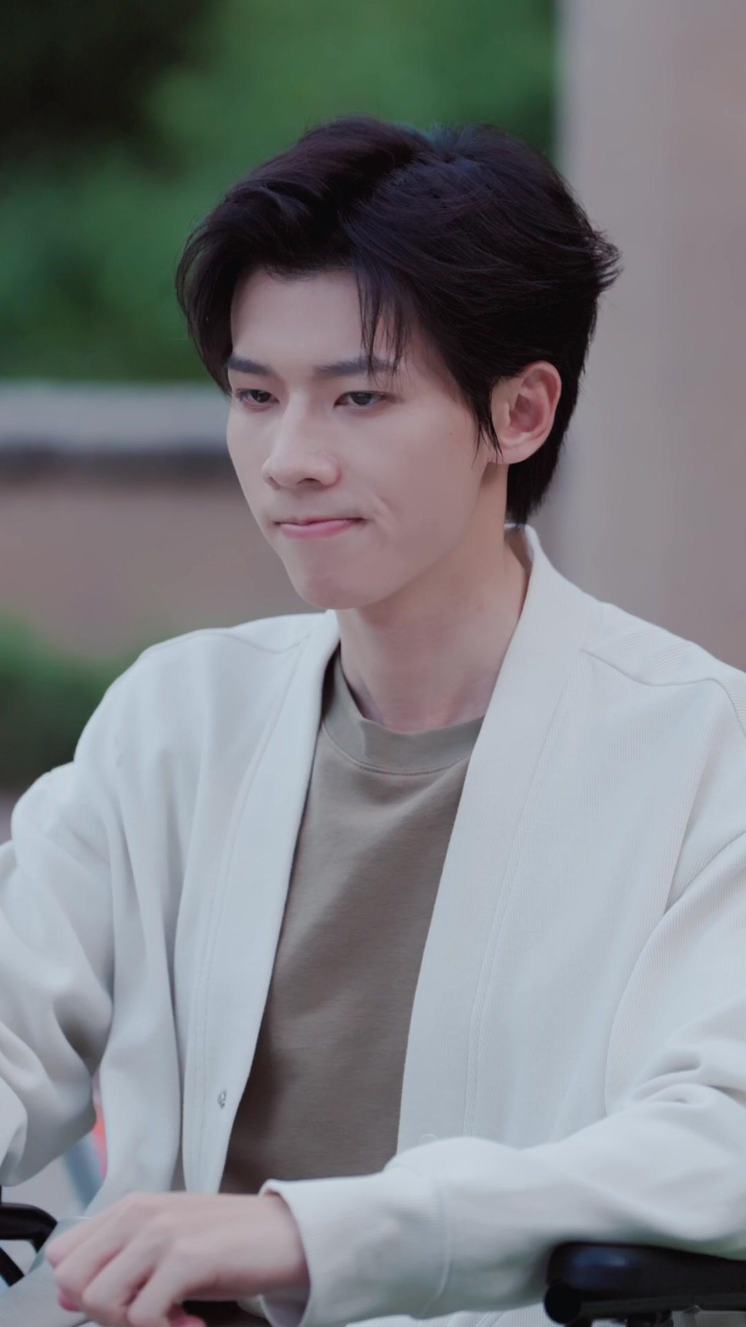 Aku Bisa Dengar Rahasia Alam!