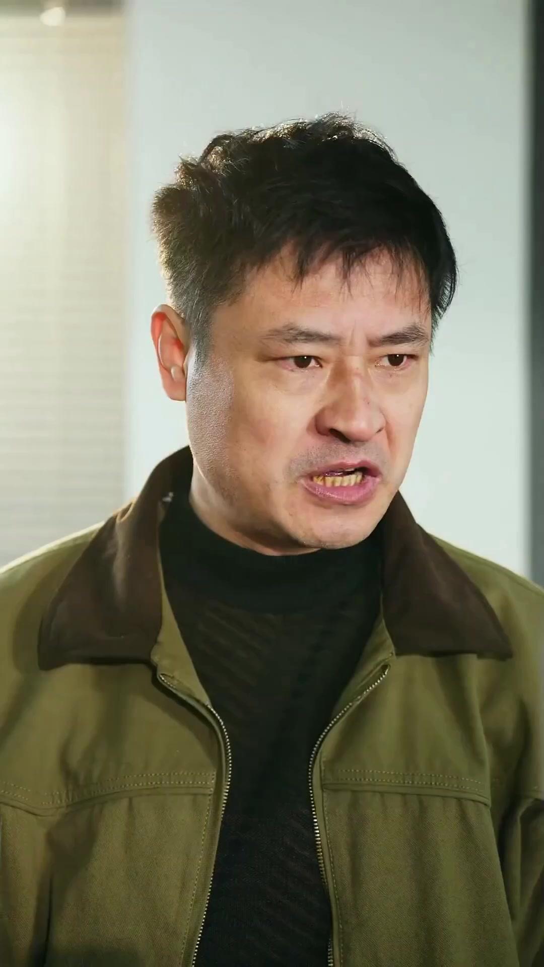 (Lồng tiếng) Tay Thần Cải Mệnh