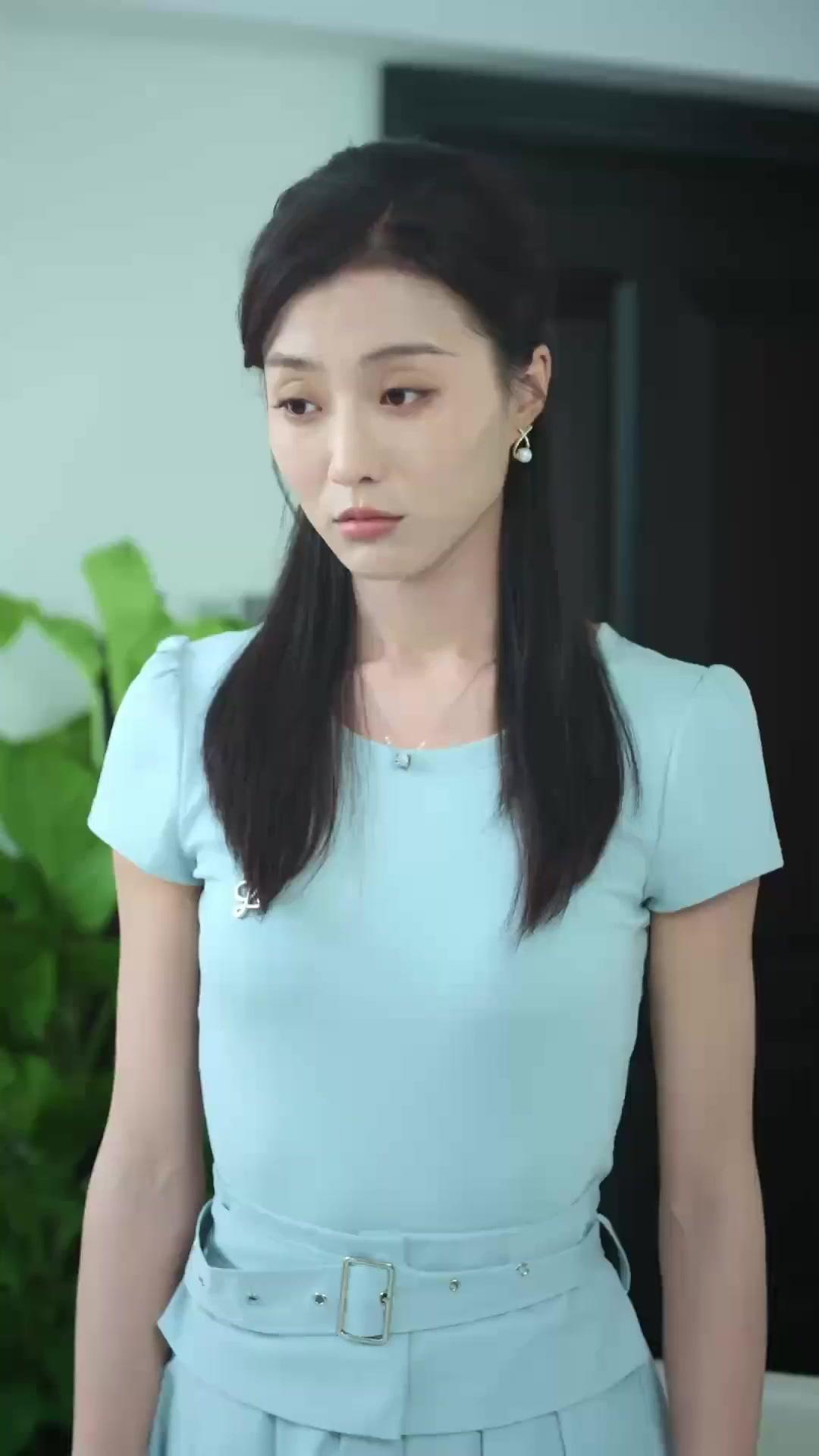 ريح الأمل تهب نحو الأفق المضيء