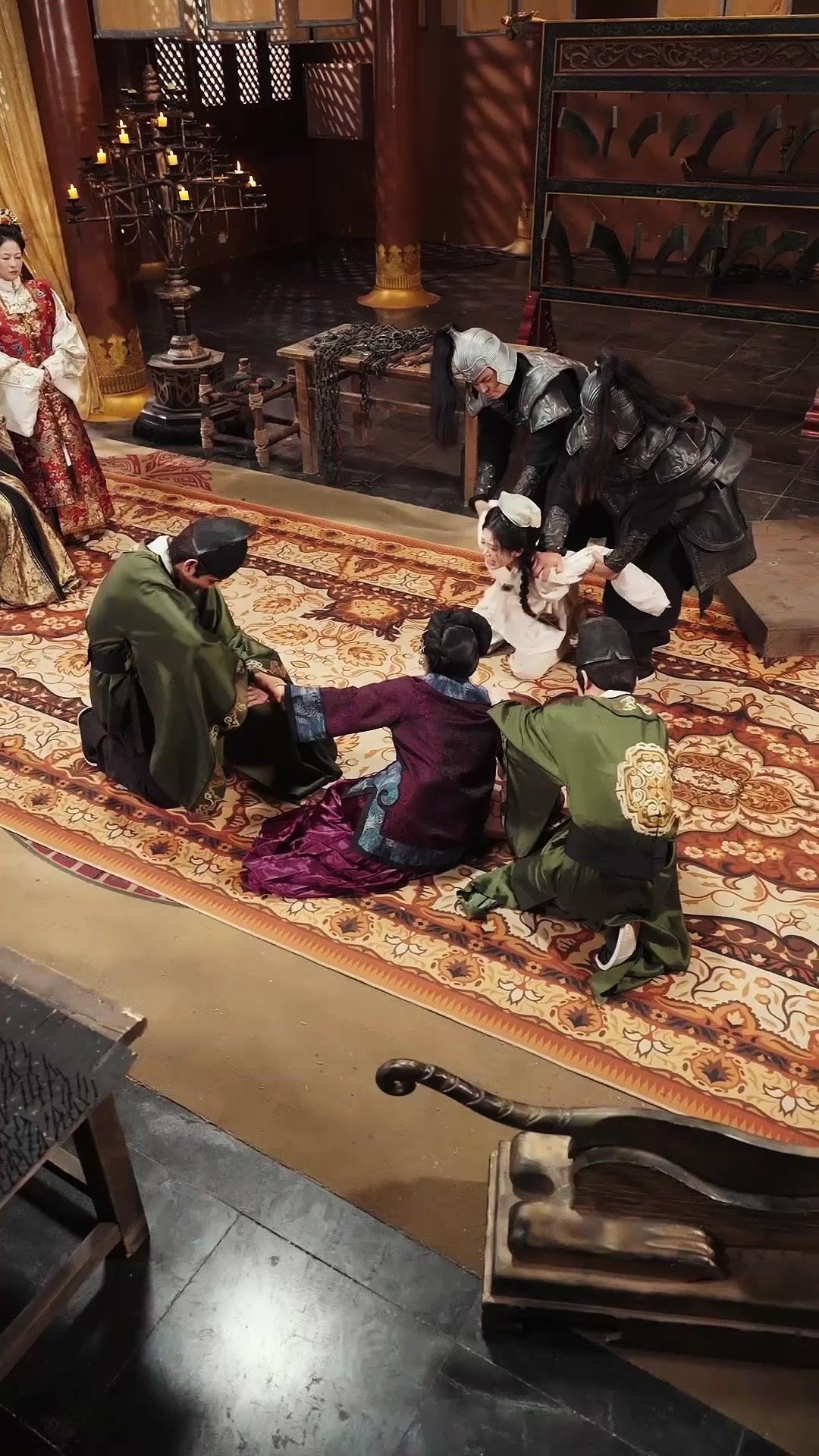 ปิ่นหงส์สลับชะตา