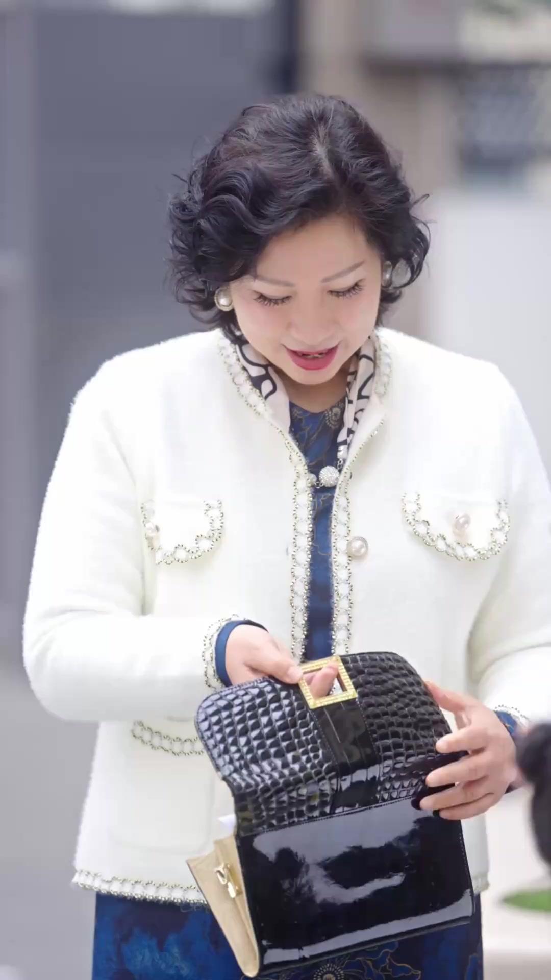 Jangan Kabur, Ayah Sangat Mencintai Ibu