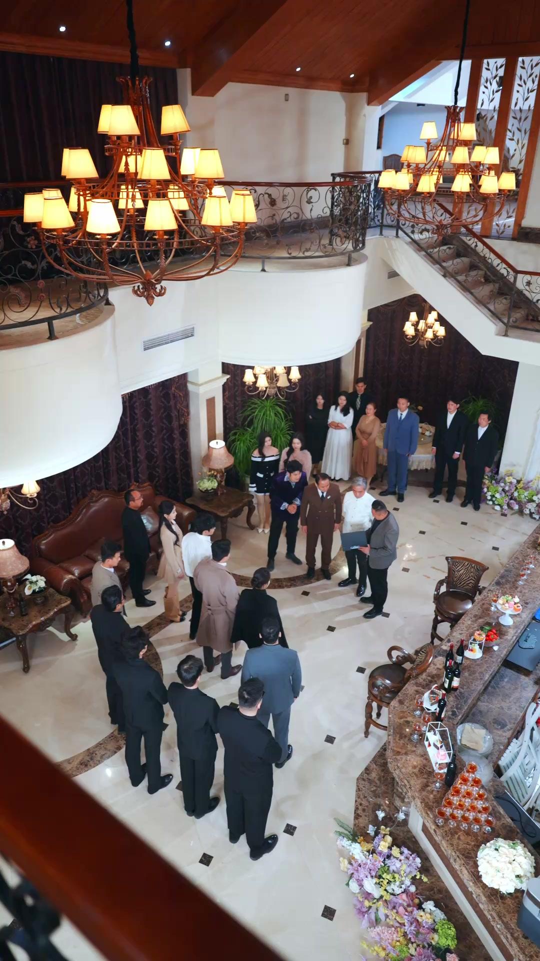 窮養二十年，開局配總裁