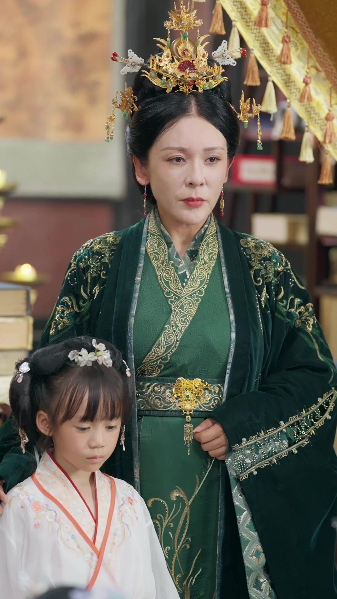 The Commoner Emperor’s Love Returns