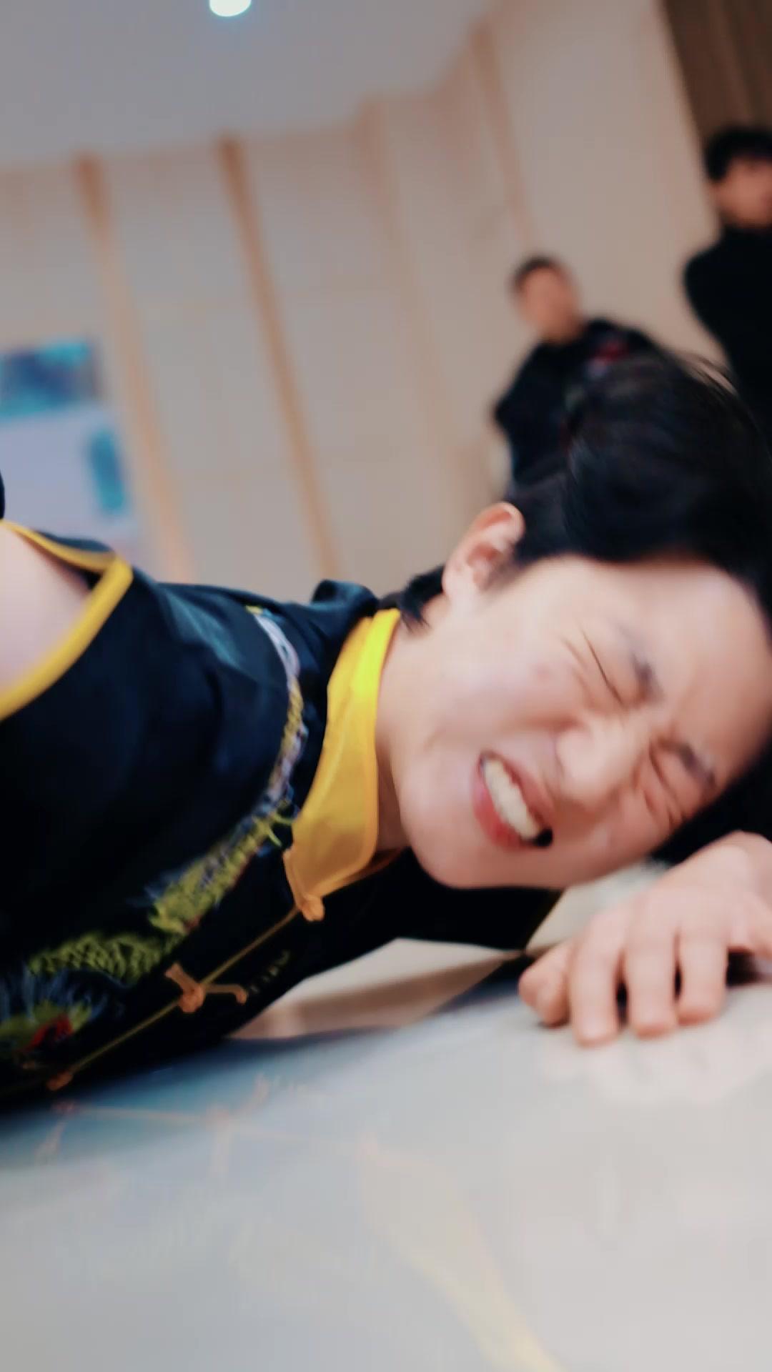 Putra Terbuang, Raja Ditakuti