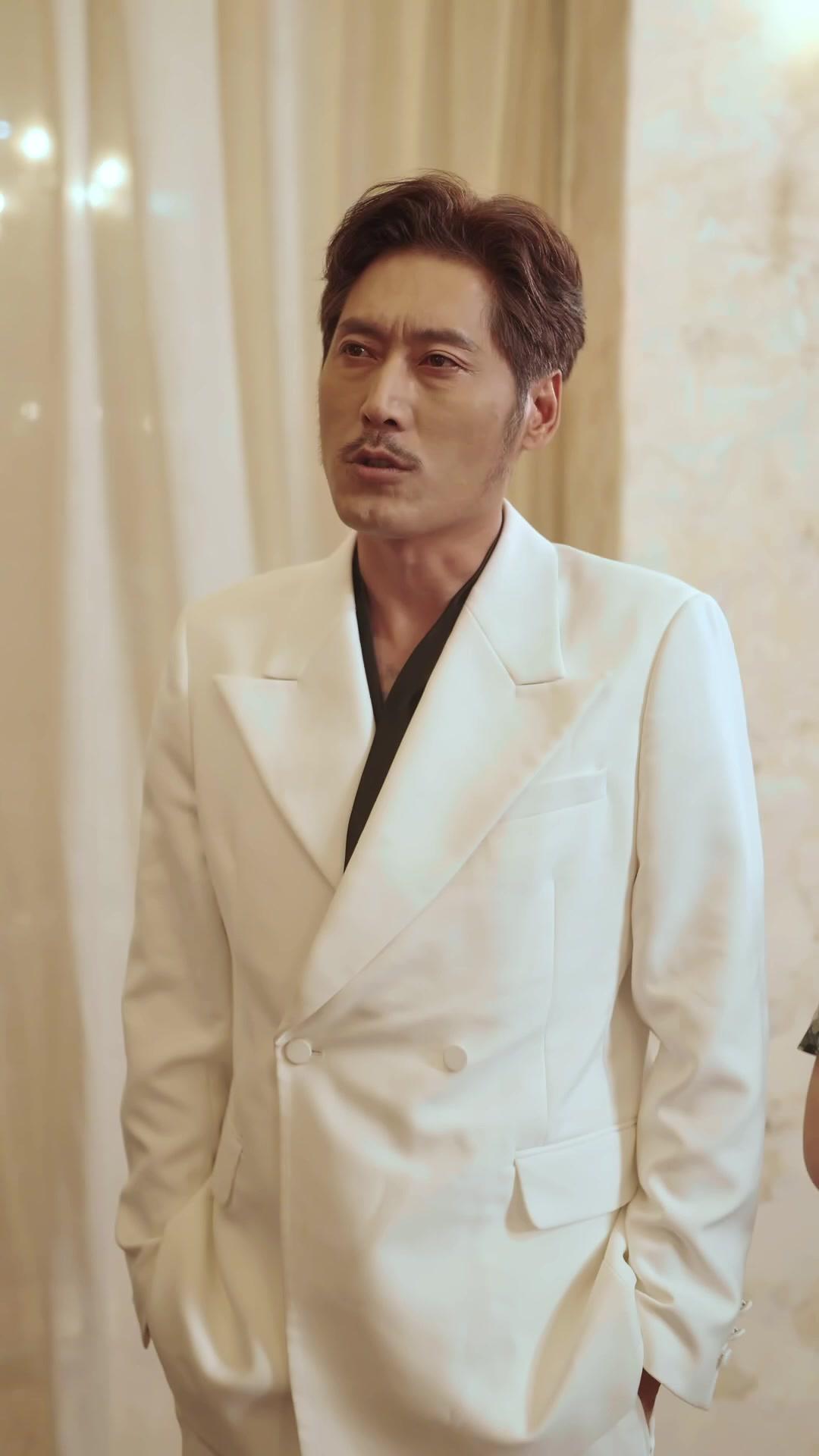 Cô Vợ Giả Ngốc