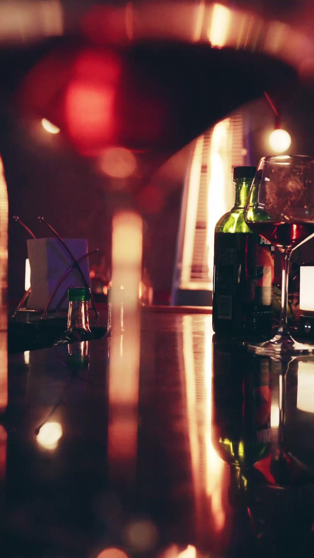 下山了，順便當個無敵保鏢