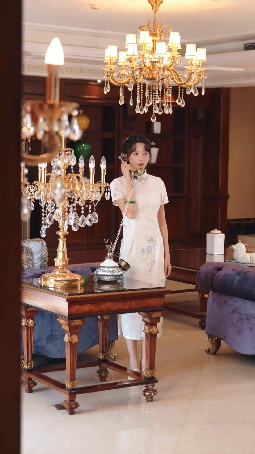 RENAÎTRE DANS LES BRAS DU COMMANDANT