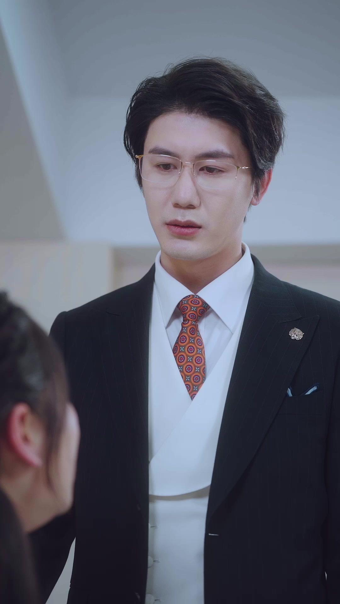 Cinta di Balik Lukisan