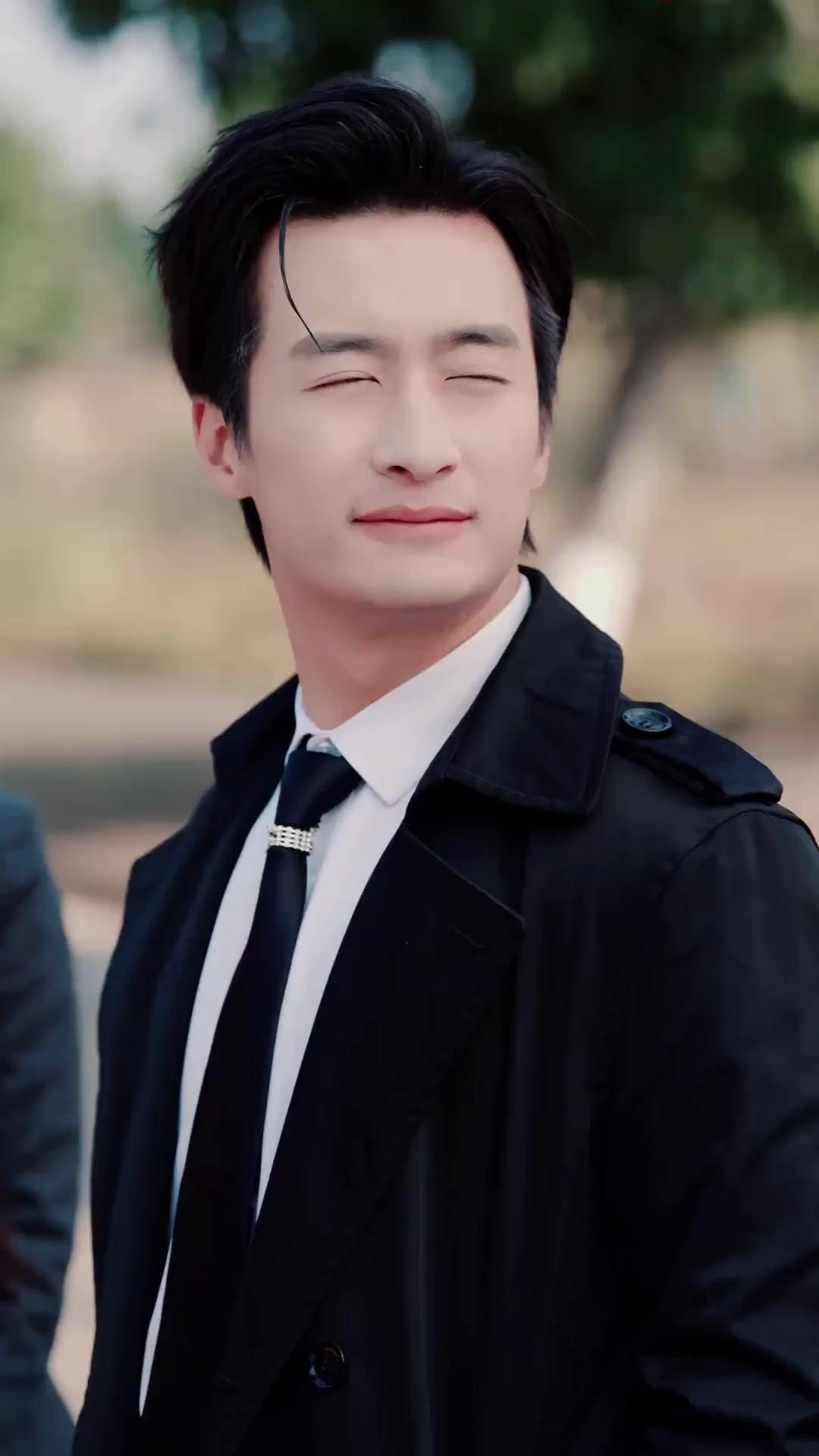 (吹き替え) SSSSS級・獄中龍の帰還無双