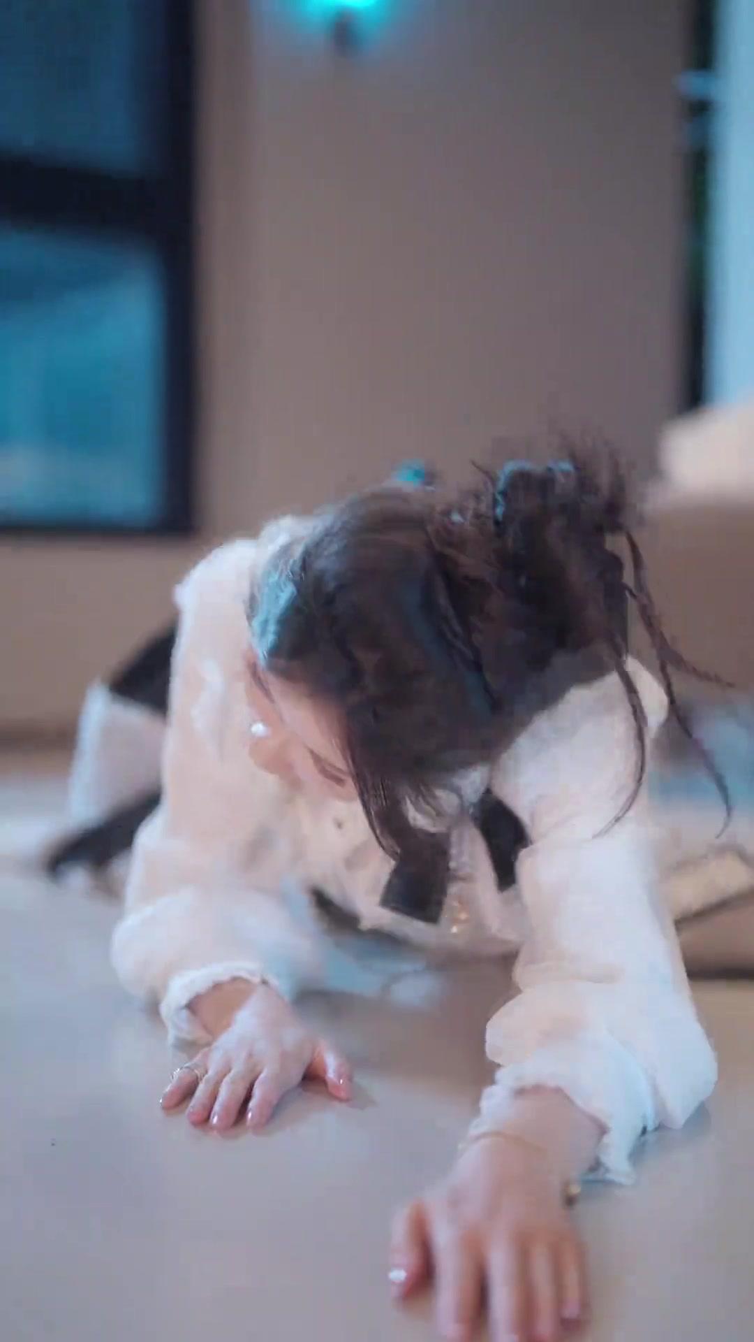 LA MÉCHANTE ADORÉE DE TOUS