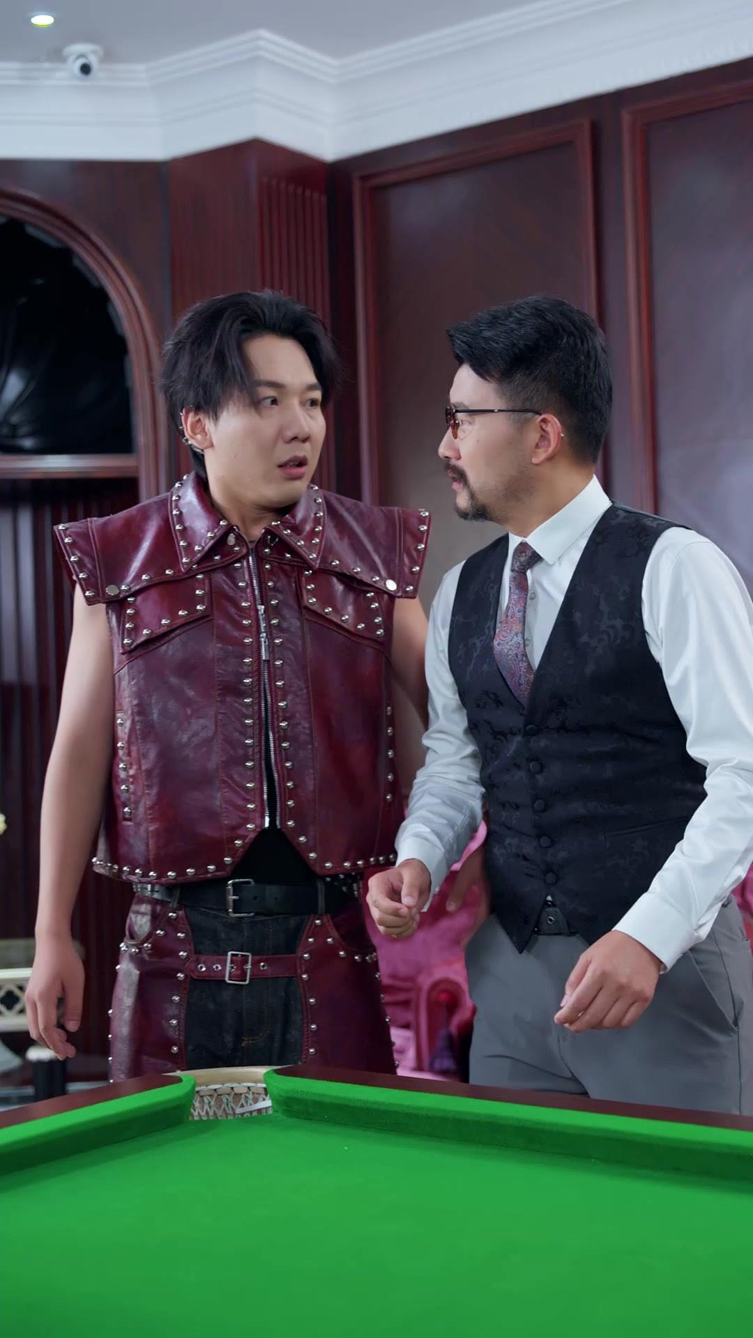 DIEU DU BILLARD : RETOUR DU MASQUE