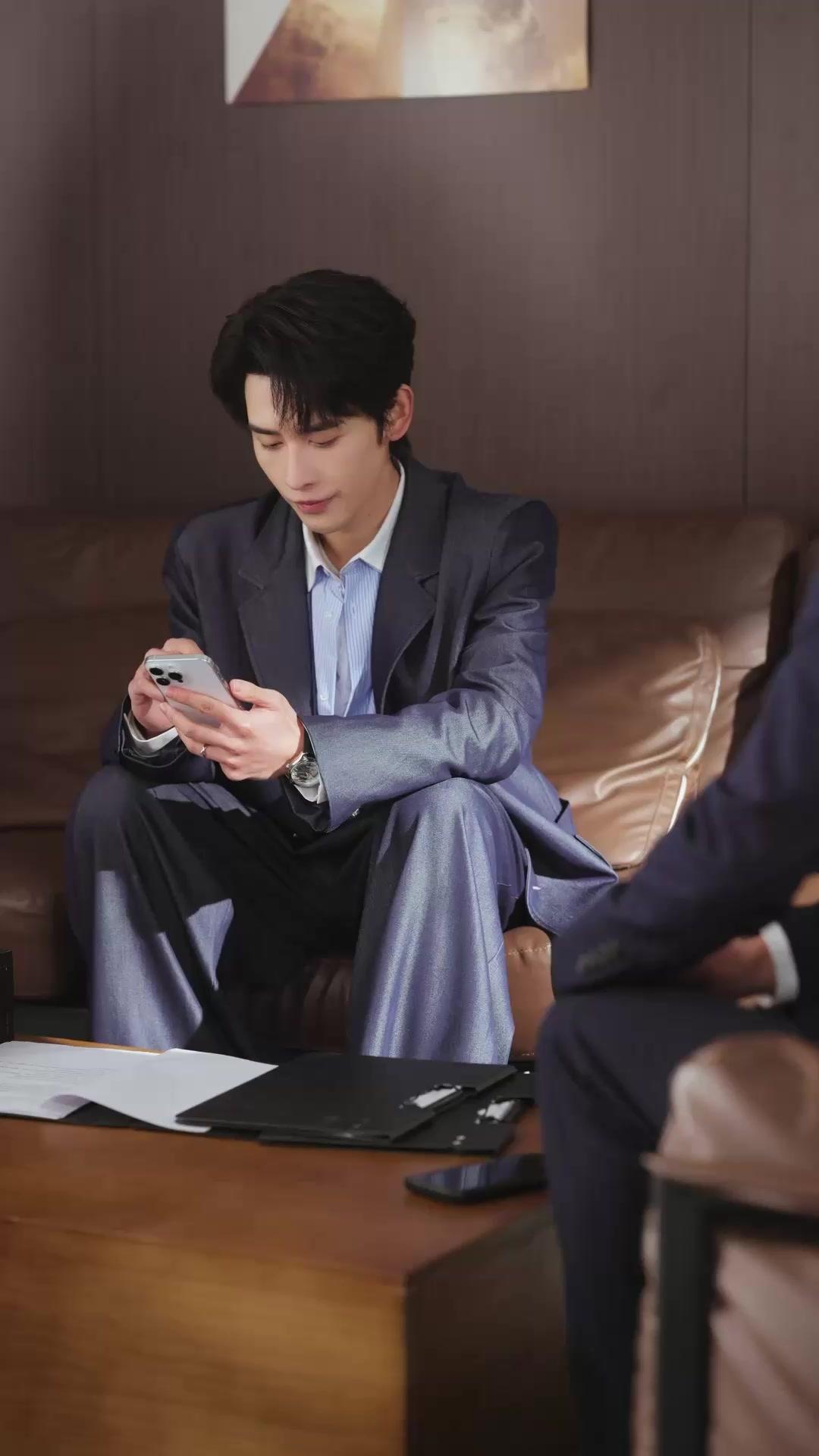 Cold Marriage, Hot Secret