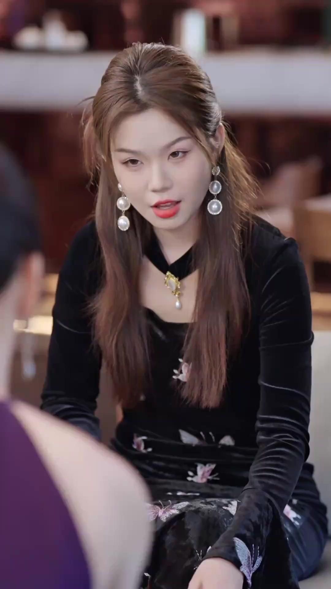 Cinta Petani Cantik dan Pilot Ulung