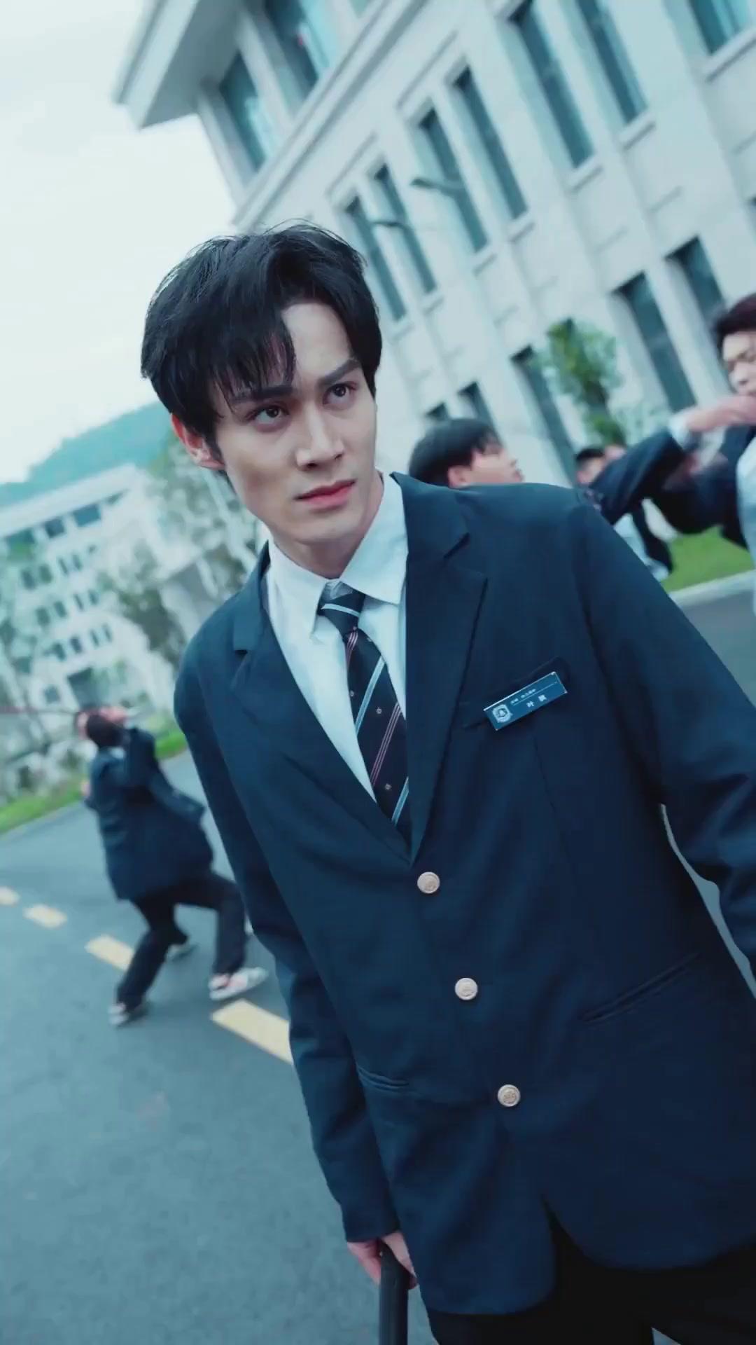 (Dubbed) New Kid? He's a Mafia Heir!