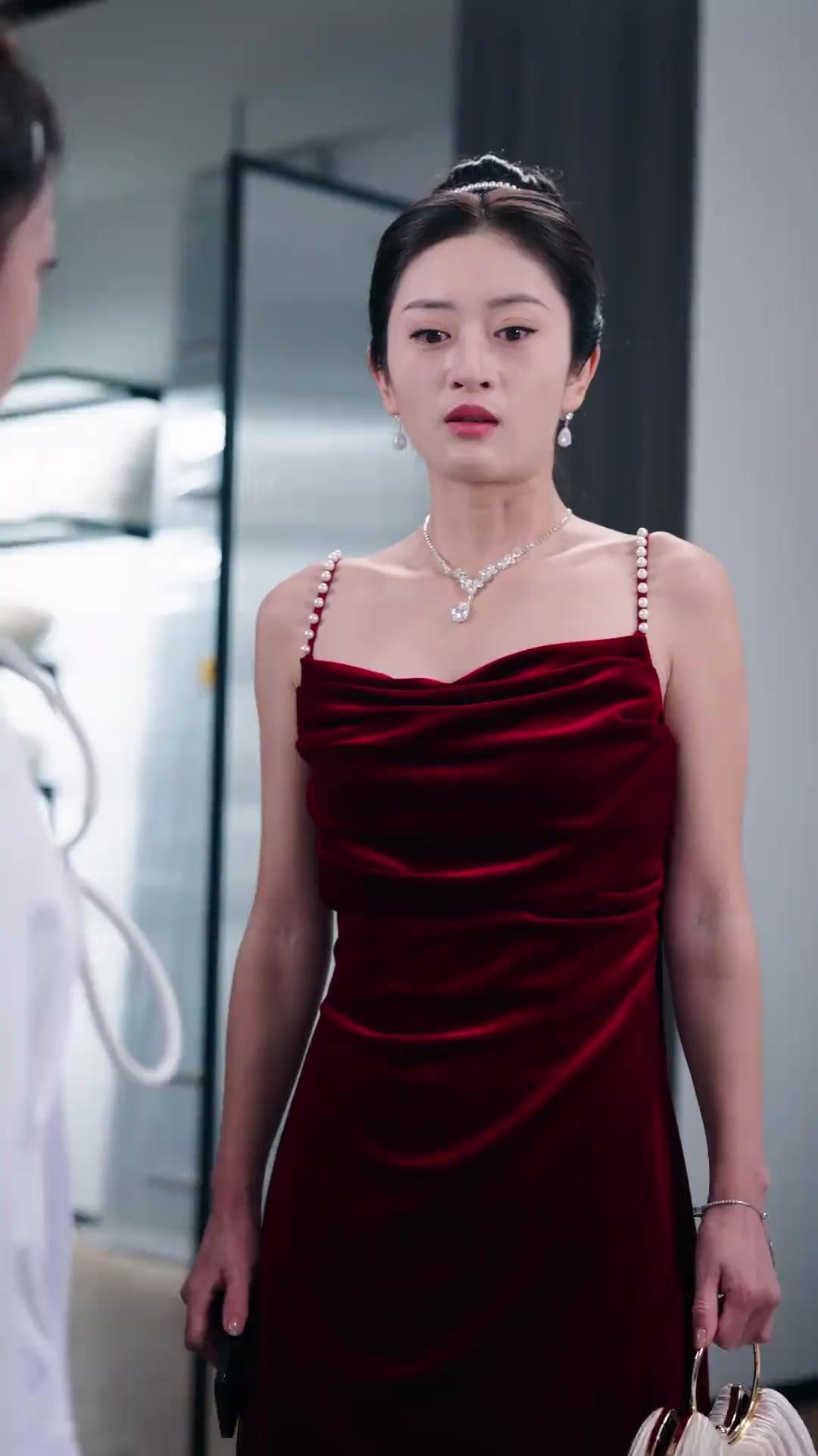 (مدبلج) في قلب الظلام… عاد حاملًا ثمن كل الخيانات