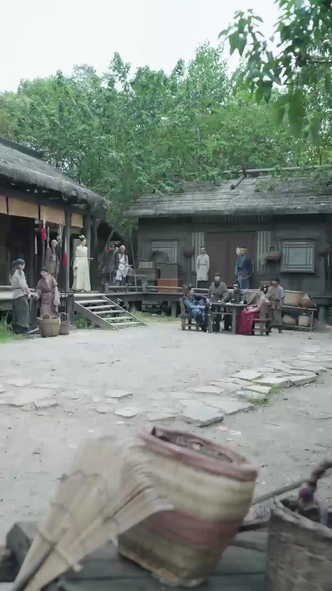 (Dublajlı) Sürpriz Kahraman