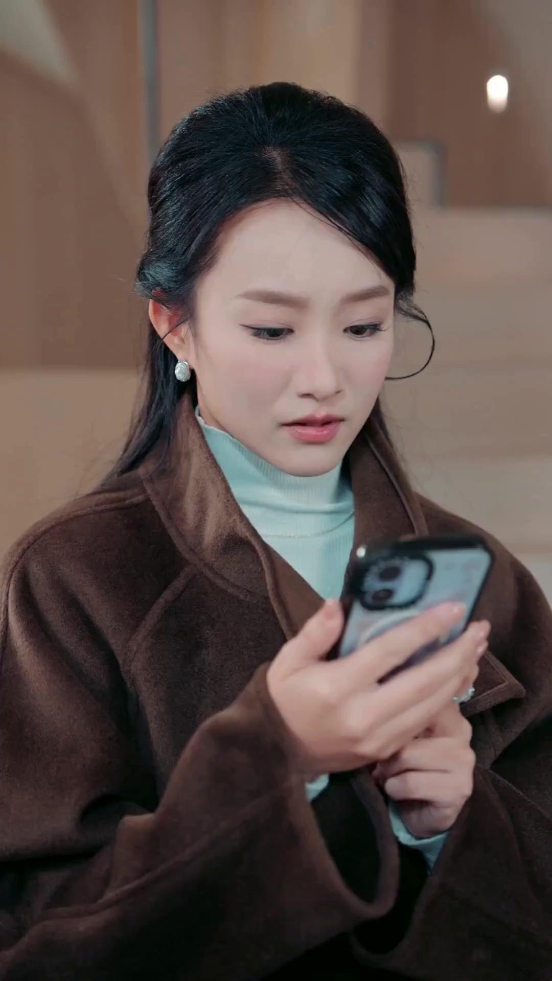 (Dubbed) Too Late to Love Him Right