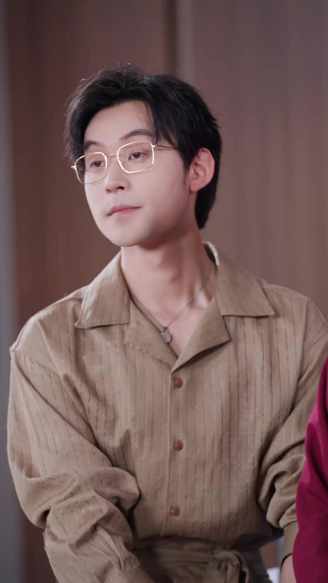 Ganti Ayah, Ubah Nasib