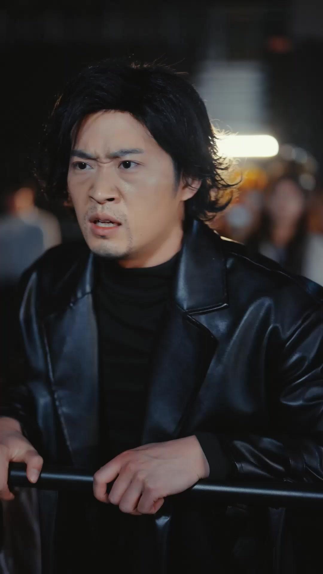 Raja Tinju! Dua Naga di Ring