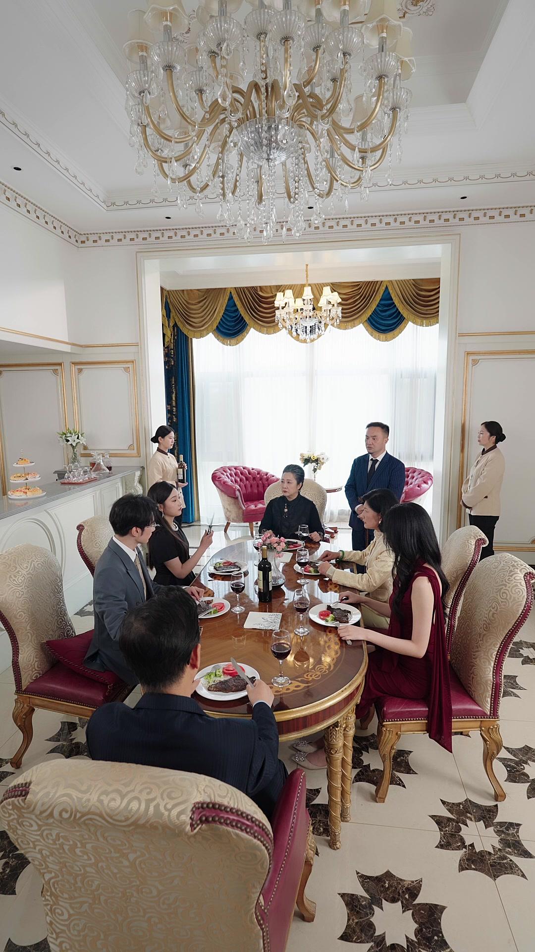 MARIAGE ÉCLAIR : LA PRINCESSE DU MILIEU