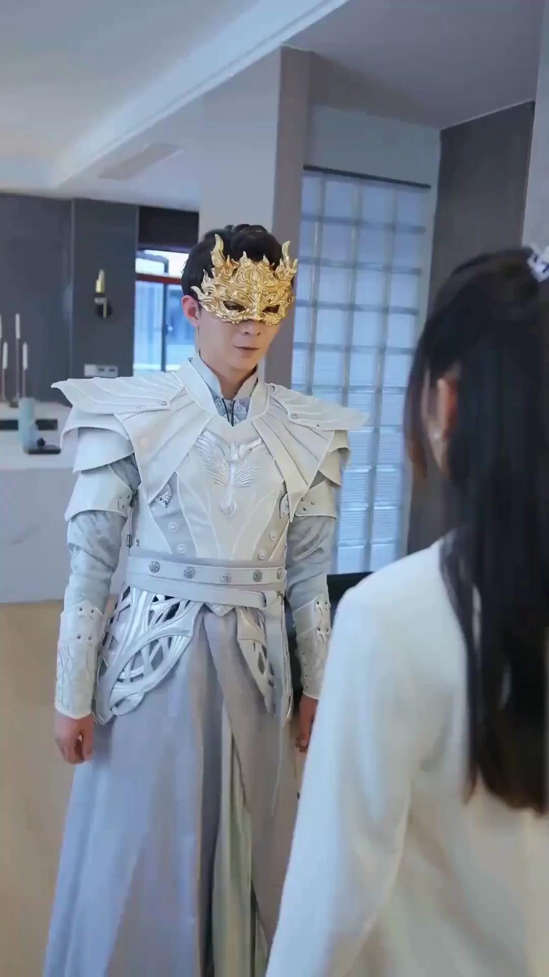 (Sulih suara) Dia Kembali dari Balik Legenda