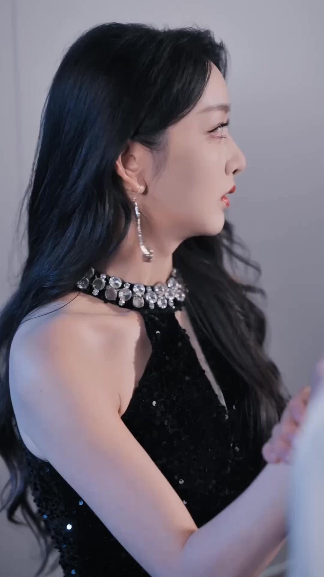 Climb In Your Bed, Dear Byron