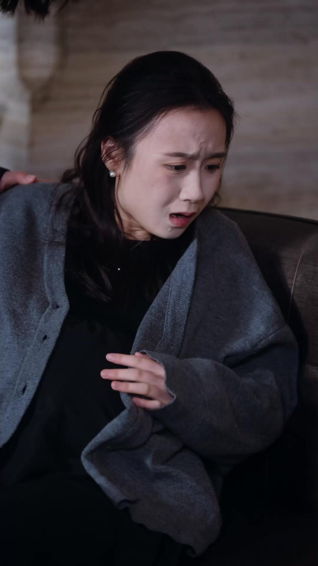 餘愛化烬不回首