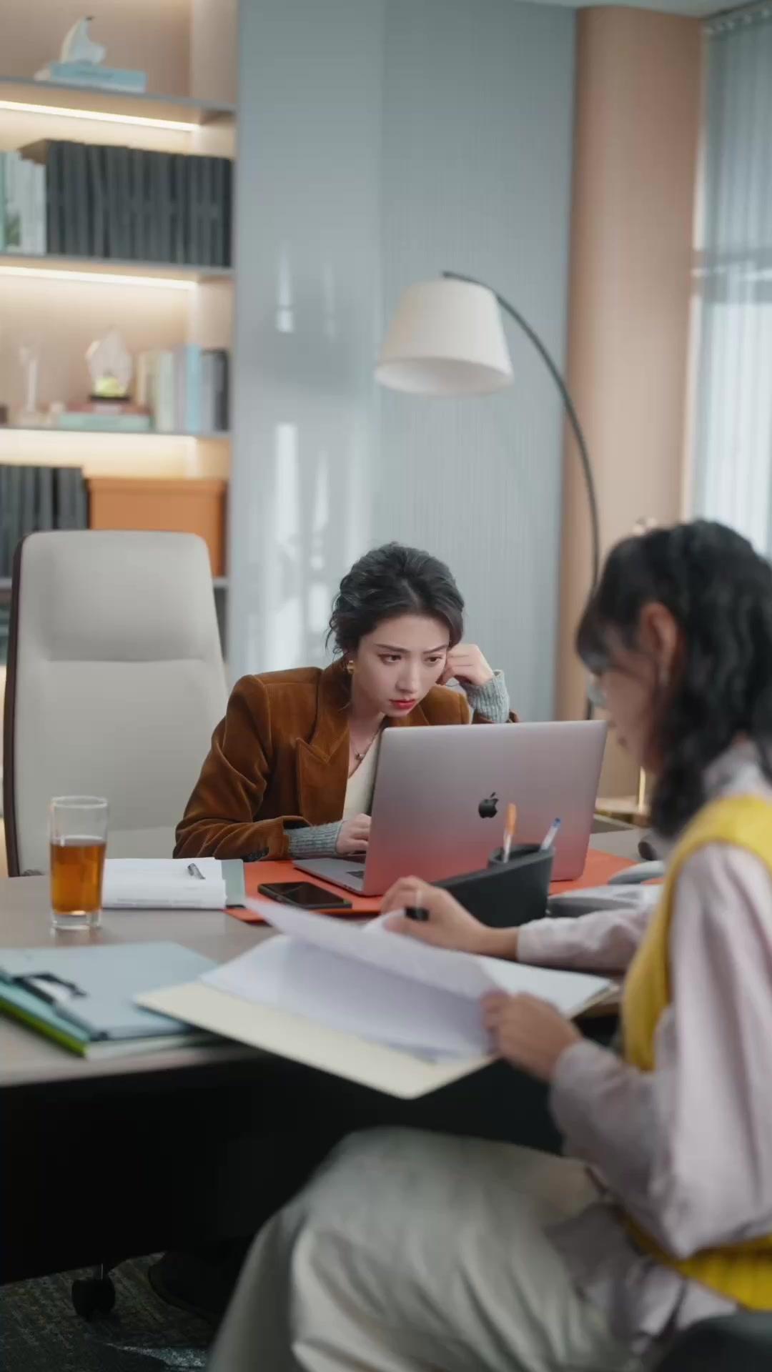 Hợp Đồng Tình Yêu