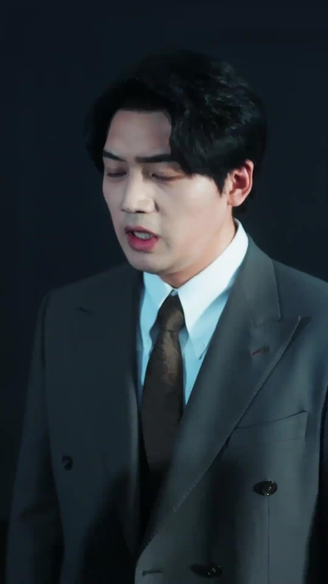 (Dublagem) Vingança Vestida de Branco