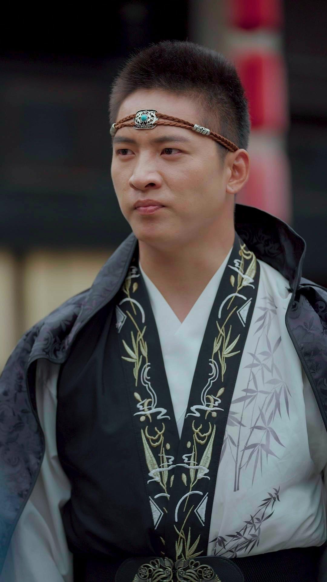 Fénix entre cenizas