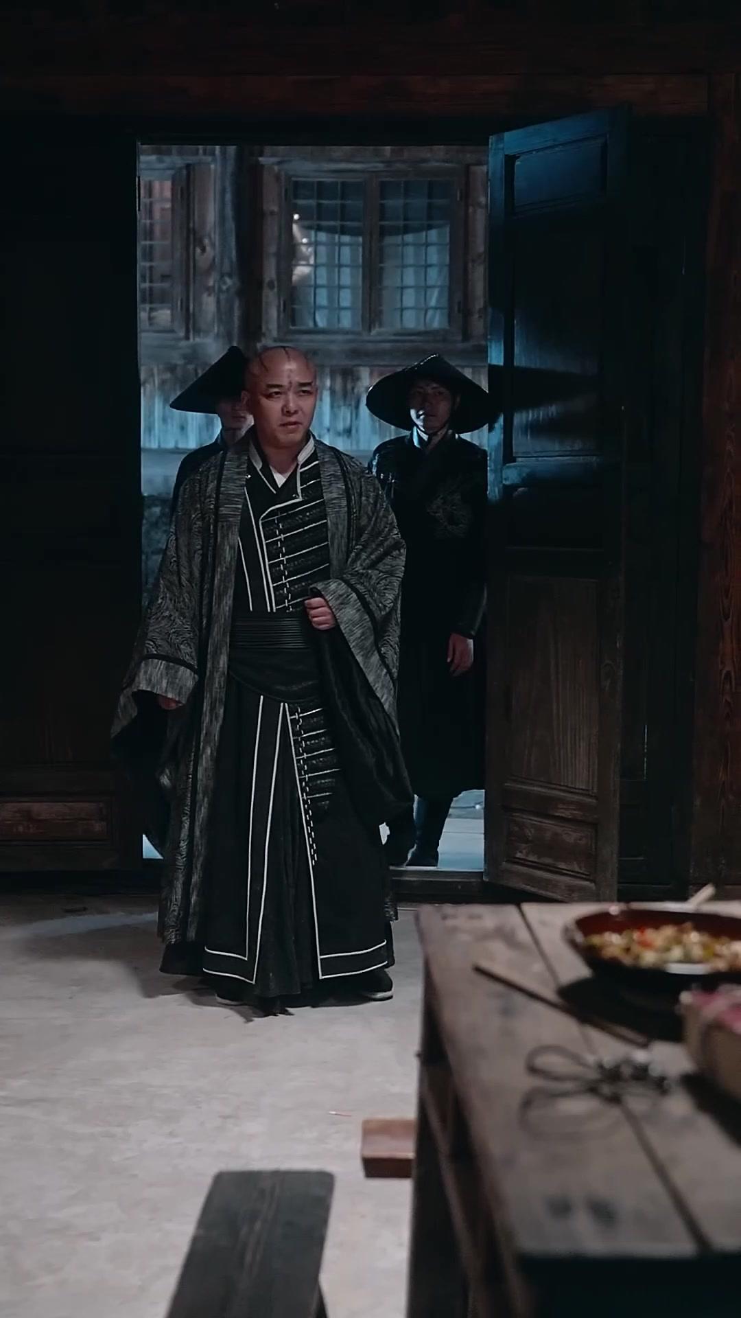 武林盟主今天休假賣麵