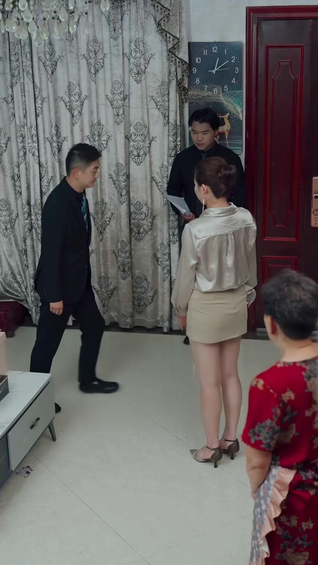  Putri Kaya Disangka Pembantu