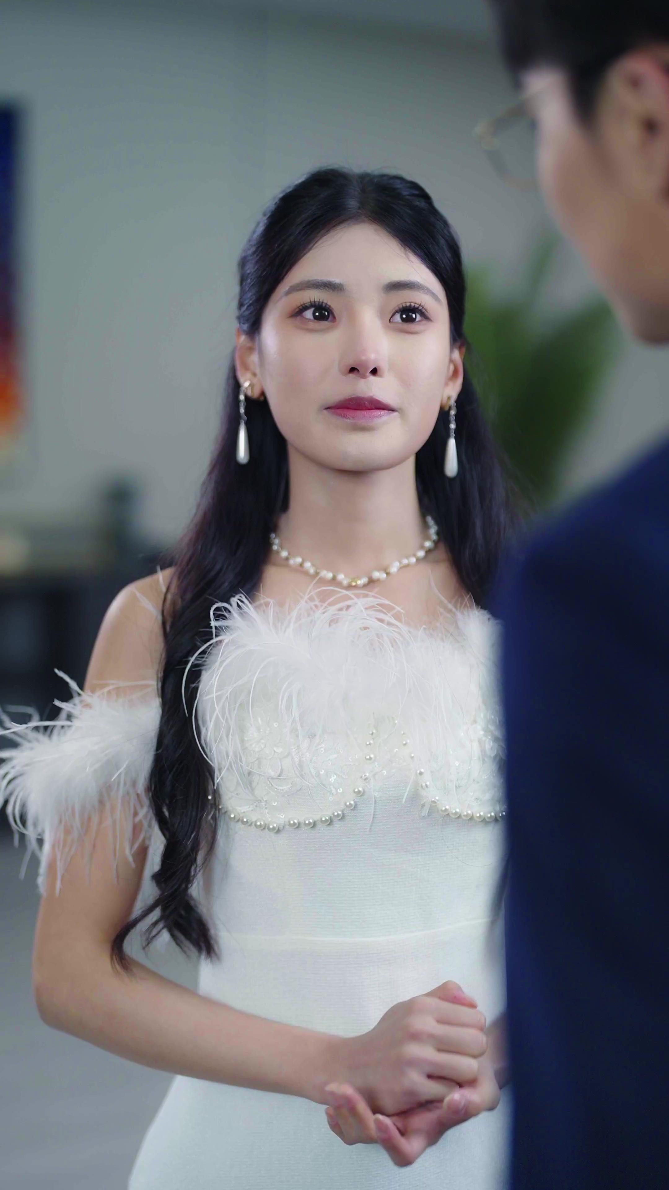 Contract? Oops, I’m in Love!