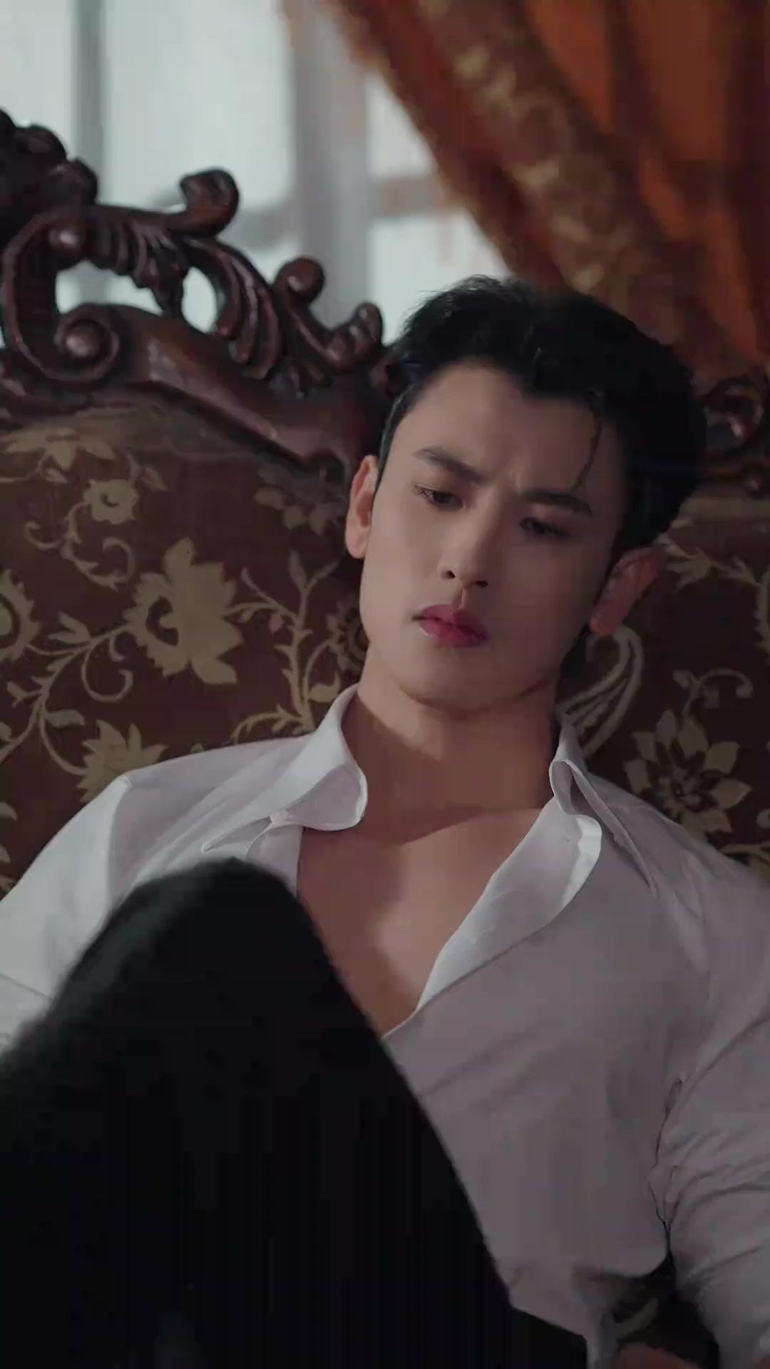 Pela Vingança, Me Aliou ao Tio do Noivo