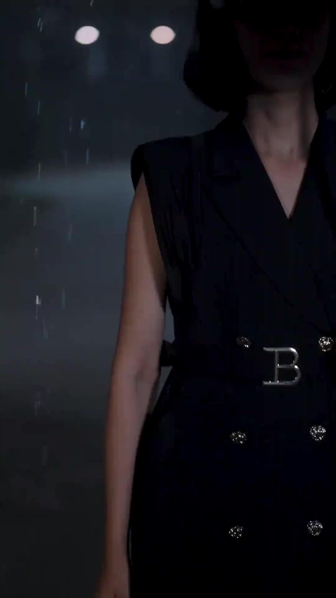 เมียหลวงเลี้ยงลูกเมียน้อย