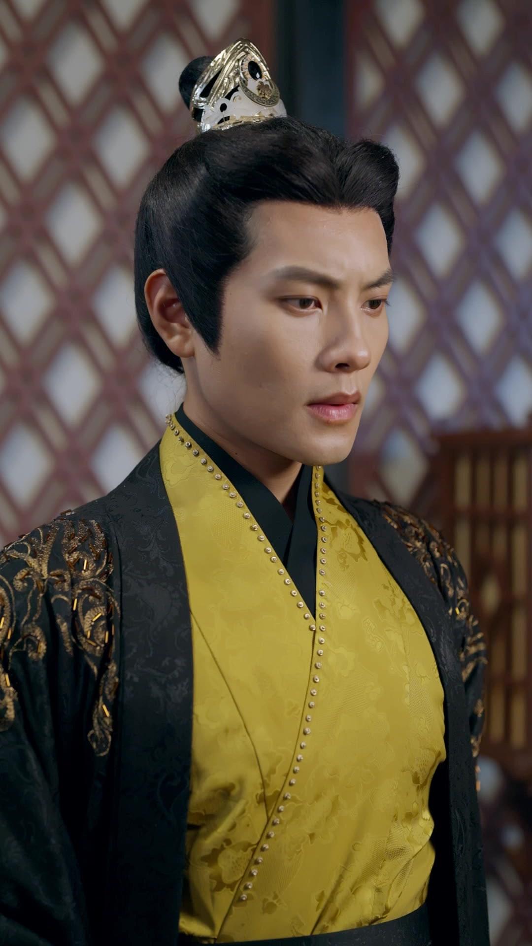 The Commoner Emperor’s Love Returns