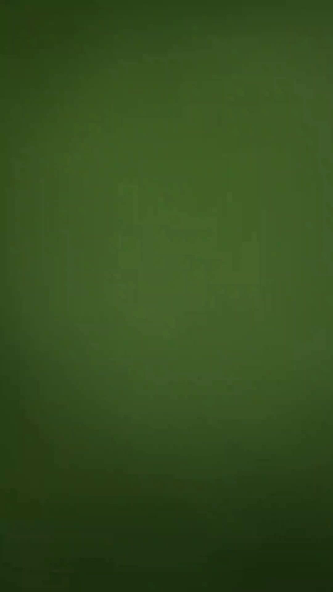 (Dublajlı) Dağılmayan Sis, Giden İnsan