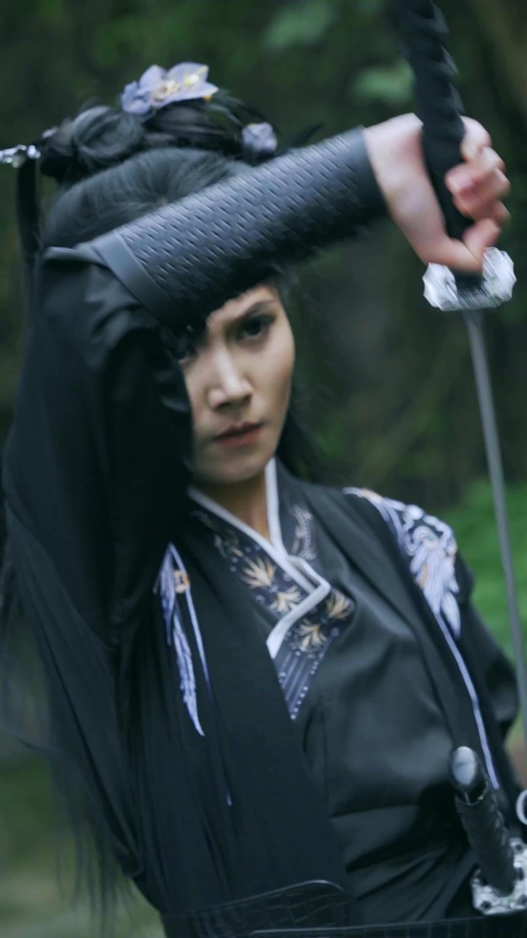 Phong Trần Bán Tửu