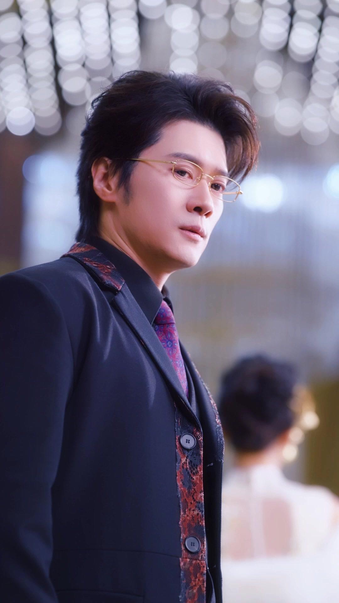 ผัวใหม่คลั่งรัก แฟนเก่าหน้าแหก