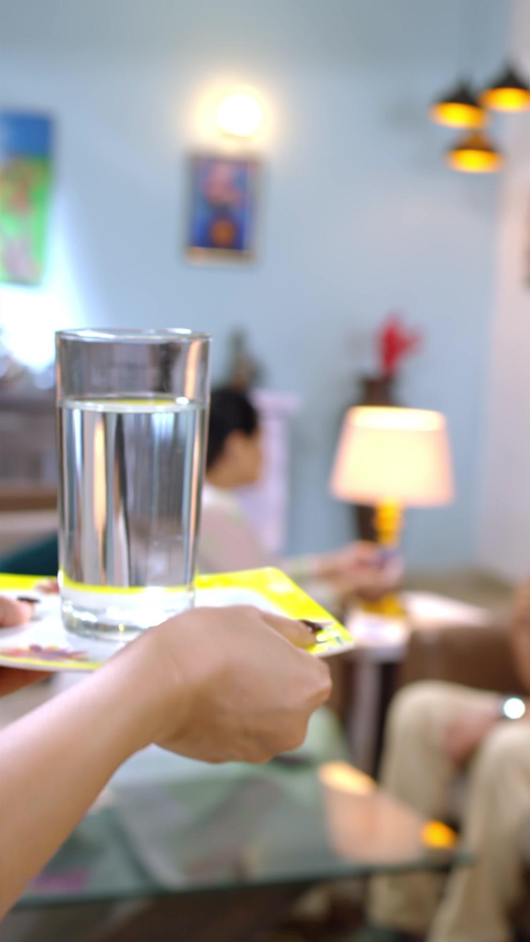 Poor Guests? Wrong Billionaires.