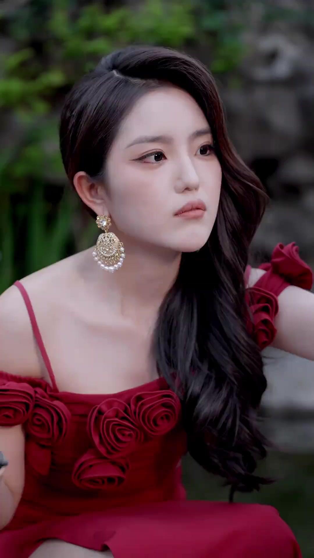 Seduce His Uncle, Ruin My Family