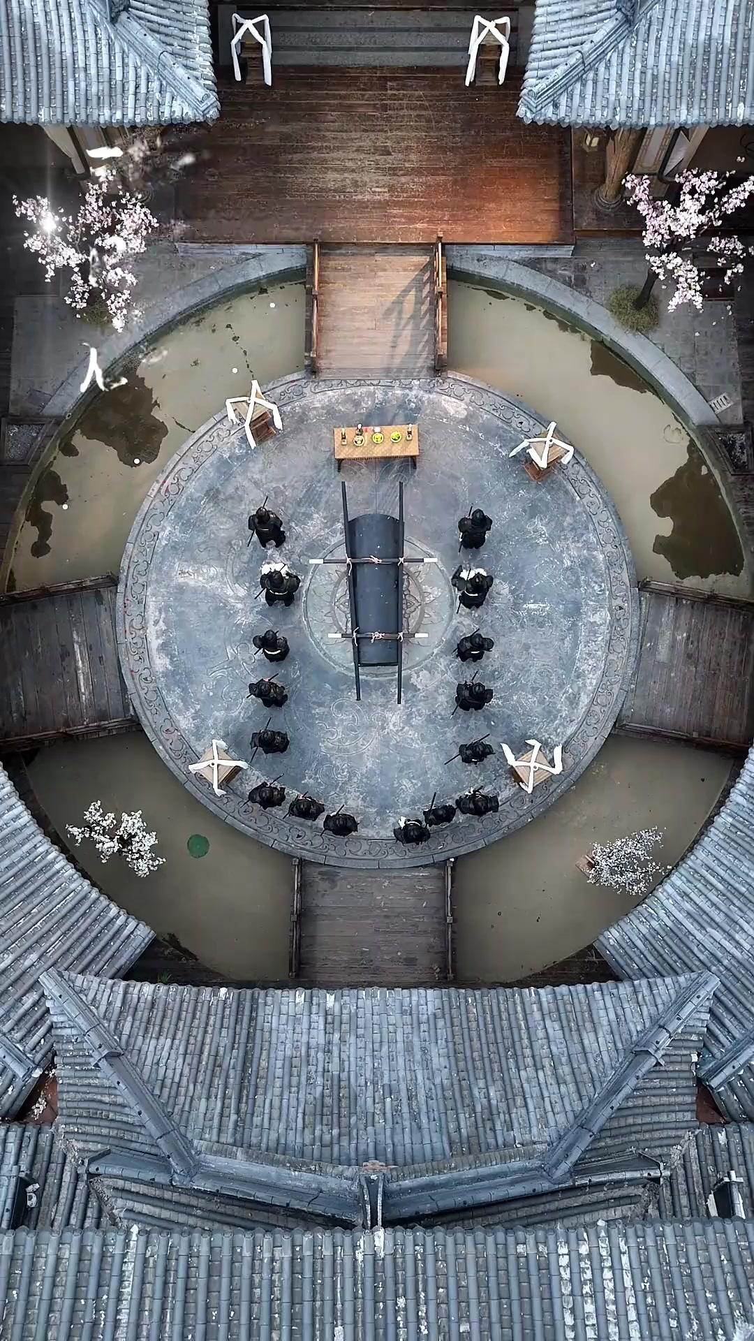 نهاية حب بداية ملك